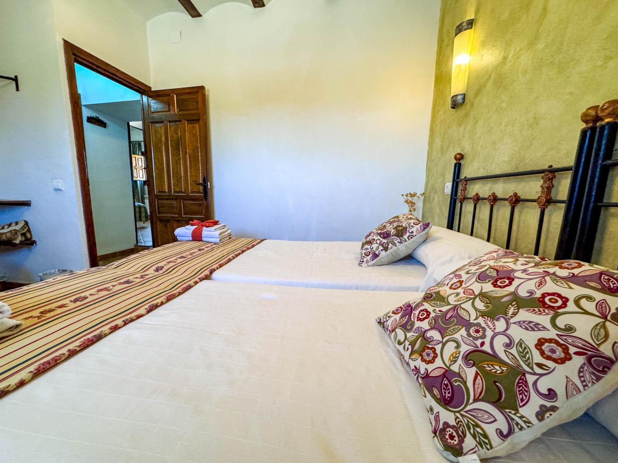 Гостевой дом Cortijo Rural Bacares Фрейла Экстерьер фото